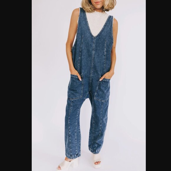 FP We the Free High Roller Baggy Denim Overalls Size S Oversized Boho Pockets - Picture 14 of 14